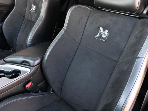 Used 2019 Dodge Challenger R/T Scat Pack w/ Shaker Package image 11