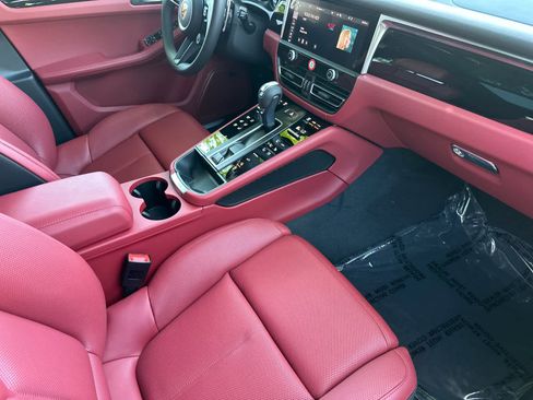 New 2026 Porsche Macan S AWD/4WD image 17