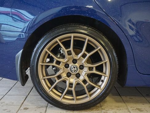 Used 2024 Toyota Camry SE w/ Convenience Package image 28