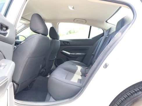 Used 2025 Nissan Altima 2.5 SV AWD/4WD image 27