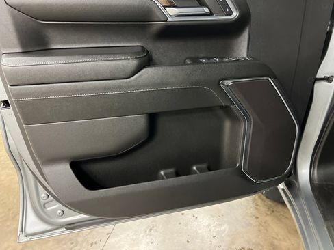 Certified 2023 Chevrolet Silverado 1500 RST w/ Z71 Off-Road Package AWD/4WD image 15