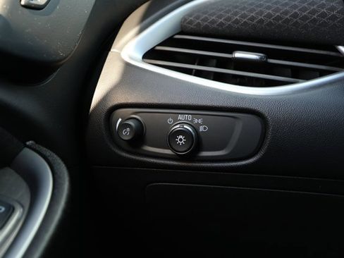 Used 2024 Chevrolet Malibu LT image 15