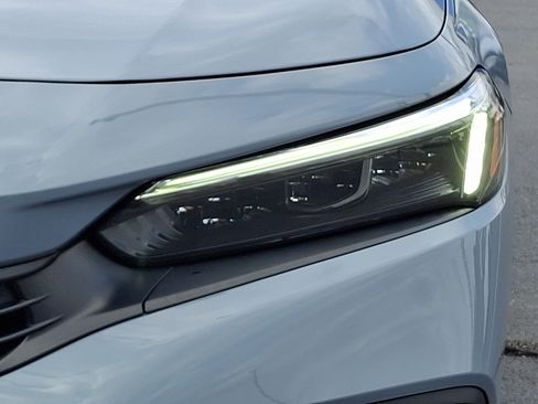 Used 2024 Honda Civic Sport image 9