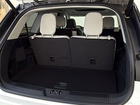 New 2026 Lincoln Aviator Reserve image 13