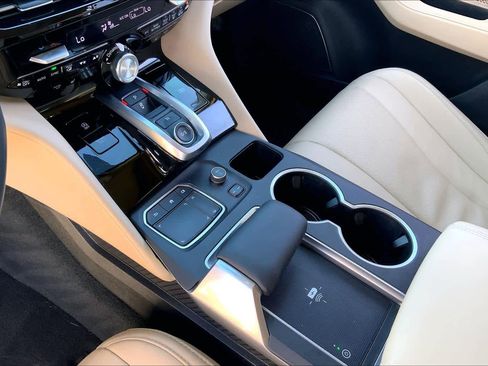 Used 2023 Acura MDX FWD w/ Technology Package image 16