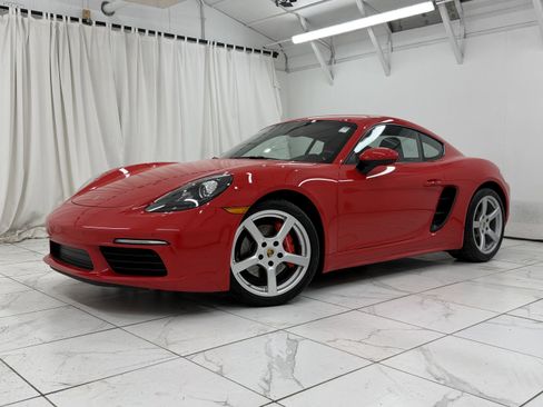 Certified 2019 Porsche 718 Cayman S RWD image 1