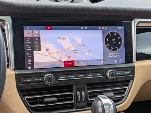 Used 2019 Porsche Macan S image 18