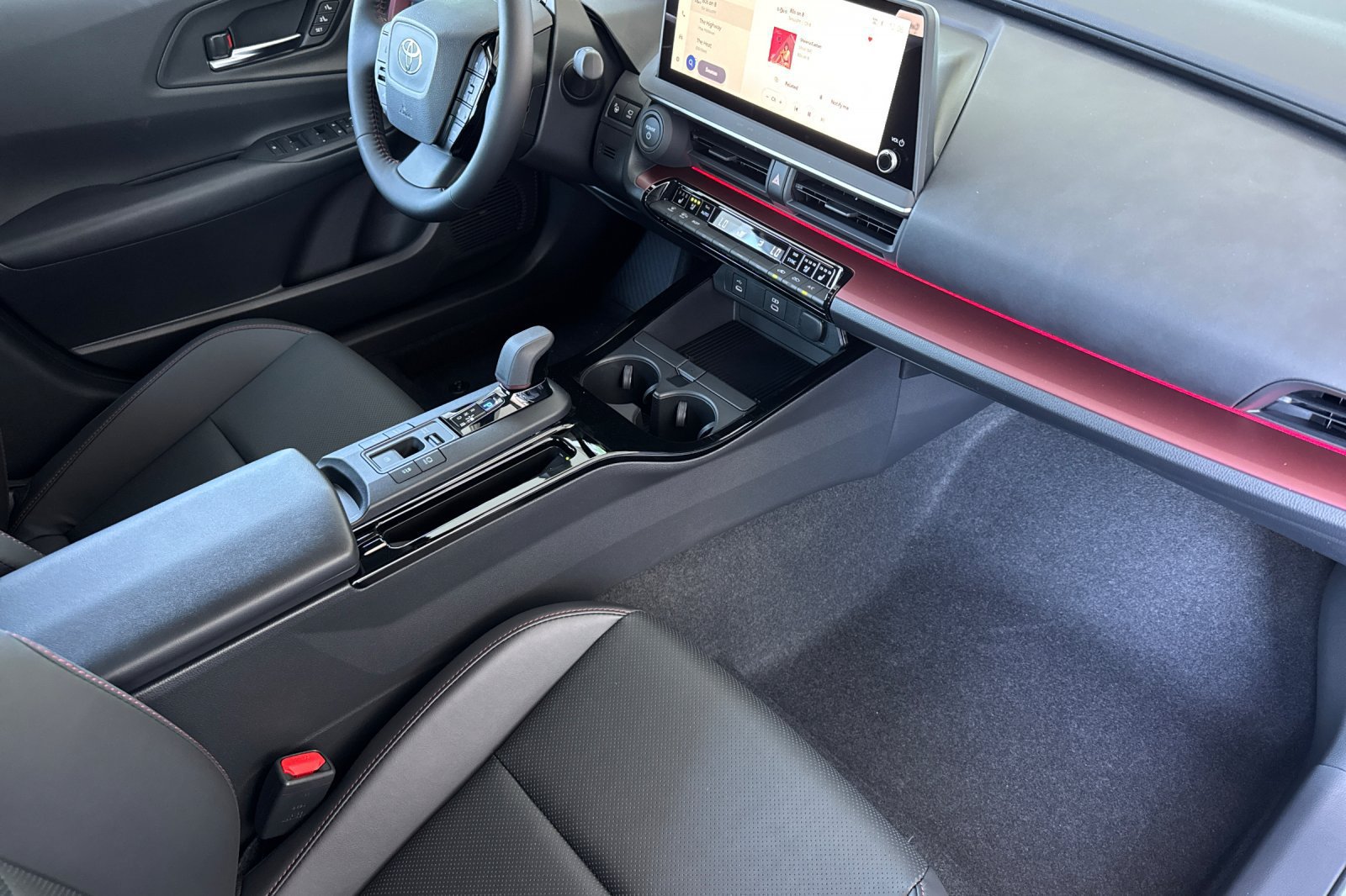 New 2027 Toyota Prius Plug-In Hybrid w/ Limited Premium Package FWD image 18