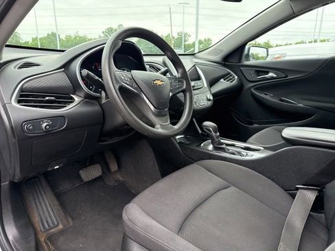 Used 2025 Chevrolet Malibu LT FWD image 10
