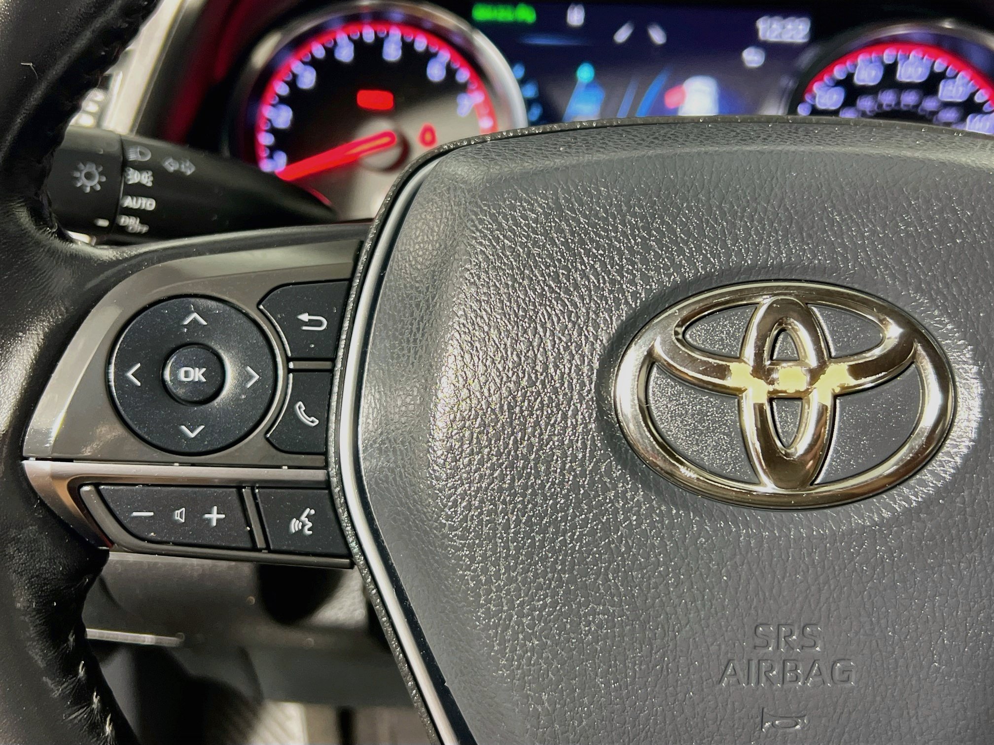 Used 2019 Toyota Camry XSE w/ Driver Assist Package FWD image 18