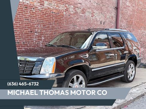 Used 2007 Cadillac Escalade AWD w/ Information Package image 1