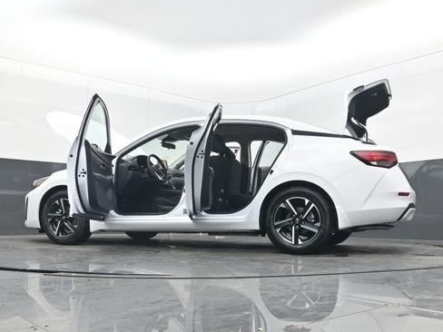 New 2025 Nissan Sentra SV w/ All-Weather Package image 42