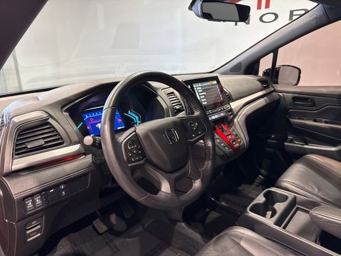 Used 2023 Honda Odyssey Sport image 9
