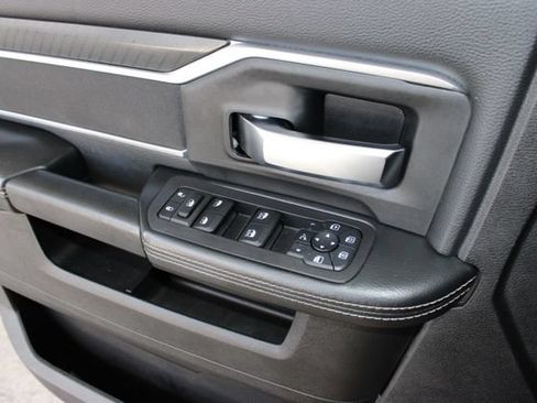 Used 2025 RAM 2500 Big Horn AWD/4WD image 19