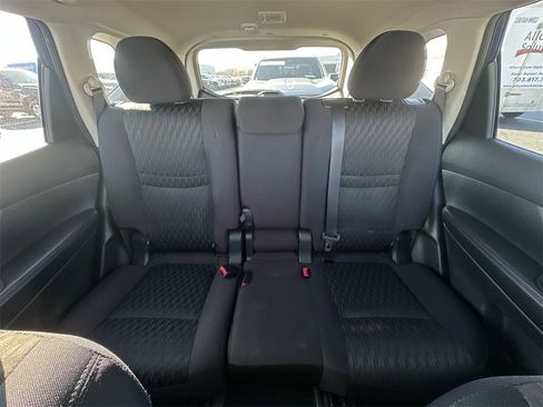 Used 2019 Nissan Rogue S w/ Special Edition Package image 21