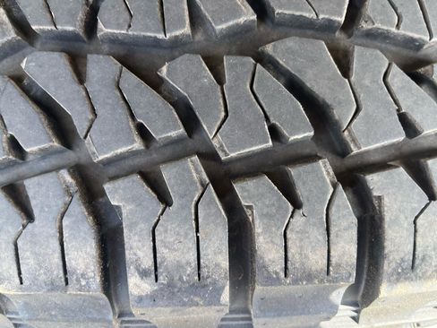 Used 2021 Ford F150 Lariat w/ Equipment Group 501A Mid image 10