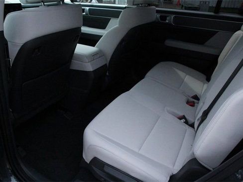 New 2026 Hyundai Santa Fe SE image 15