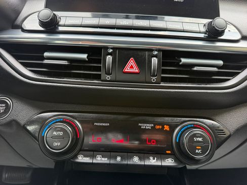 Used 2019 Kia Forte EX FWD image 10