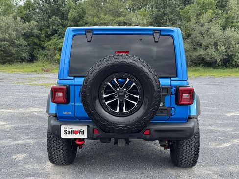Used 2024 Jeep Wrangler Unlimited Rubicon AWD/4WD image 6