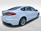 Used 2020 Ford Fusion SE image 4