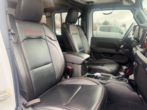 Used 2021 Jeep Wrangler Unlimited Rubicon w/ Uconnect 4C Nav & Sound Group image 12