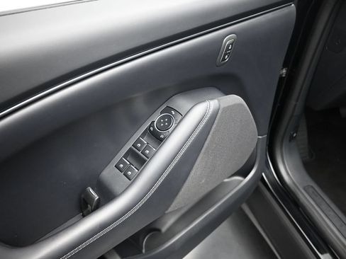 Certified 2025 Ford Mustang Mach-E Select RWD image 11