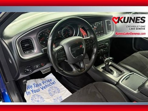 Used 2019 Dodge Charger Scat Pack w/ Plus Group RWD image 23