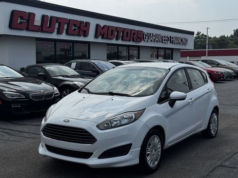 Used 2015 Ford Fiesta S FWD image 1