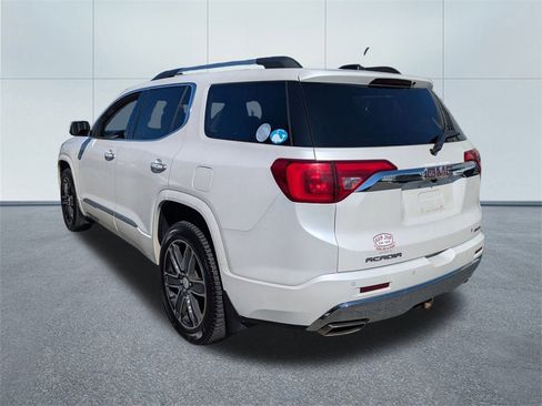 Used 2017 GMC Acadia Denali w/ Technology Package image 5