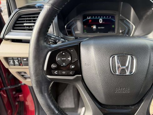 Used 2023 Honda Odyssey Elite image 45