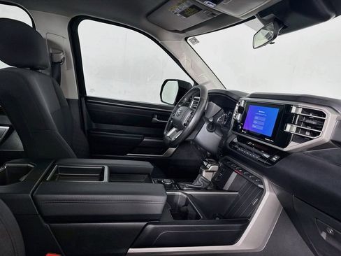 Used 2023 Toyota Tundra SR5 w/ SR5 Convenience Package AWD/4WD image 35