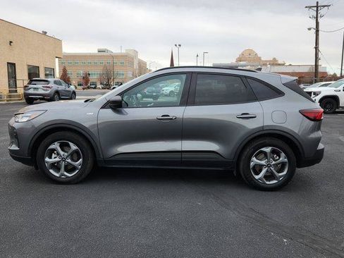 Used 2025 Ford Escape ST-Line FWD image 6