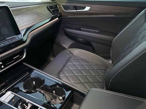 New 2025 Volkswagen Atlas SEL Premium R-Line image 20