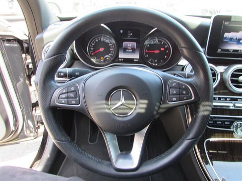 Used 2018 Mercedes-Benz C 300 Sedan image 15