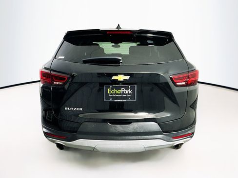 Used 2023 Chevrolet Blazer LT image 7