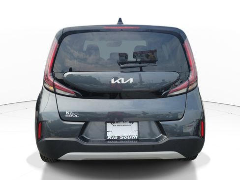 Used 2024 Kia Soul LX w/ Option Group 015 FWD image 5