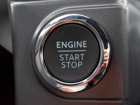 New 2026 Ford F150 XLT w/ Equipment Group 302A MID AWD/4WD image 15