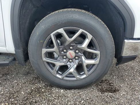 New 2026 GMC Sierra 1500 SLT w/ SLT Premium Package image 6