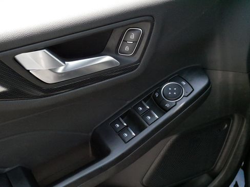Used 2024 Ford Escape ST-Line AWD/4WD image 19