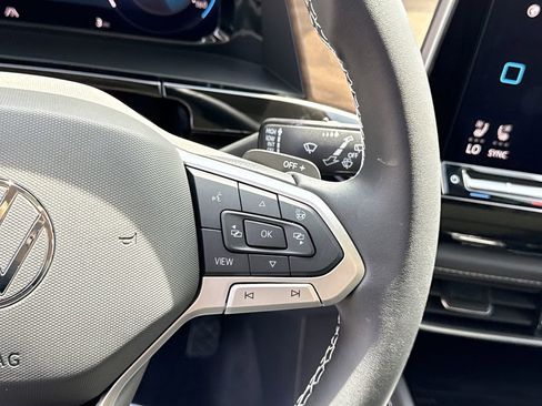 New 2026 Volkswagen Atlas SE FWD image 30