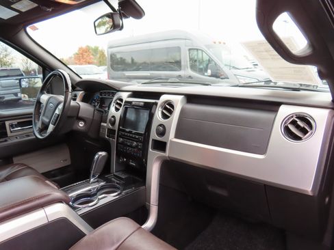 Used 2011 Ford F150 Platinum image 18