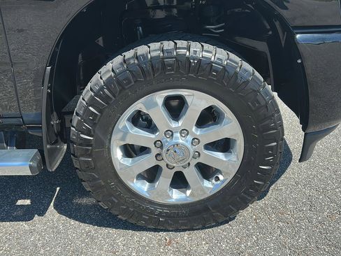 Used 2024 RAM 2500 Laramie w/ Sport Appearance Package image 4