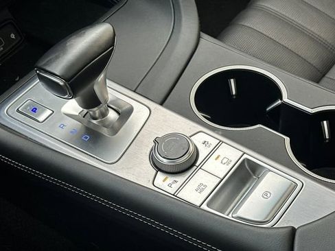 Used 2020 Genesis G70 3.3T w/ Prestige Package image 19