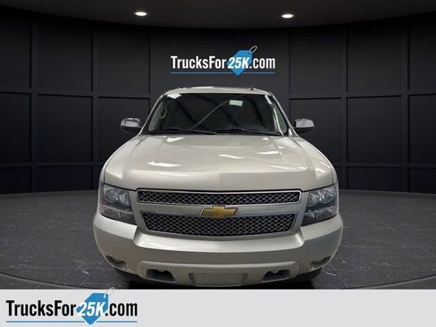 Used 2013 Chevrolet Suburban LTZ image 14