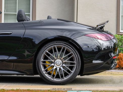 Used 2022 Mercedes-Benz SL 63 AMG 4MATIC image 3
