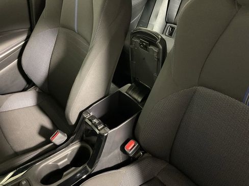 Used 2022 Toyota Corolla SE w/ SE Premium Package FWD image 31