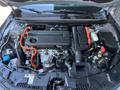 Used 2024 Honda Accord Sport image 19