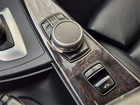 Used 2018 BMW 430i Convertible image 21