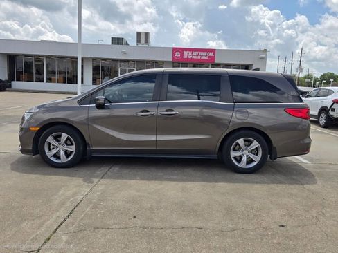 Used 2018 Honda Odyssey EX image 8