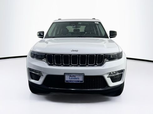 Used 2023 Jeep Grand Cherokee Limited AWD/4WD image 2